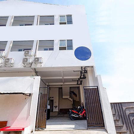 Spot On 2026 Arta Residence Semarang Esterno foto