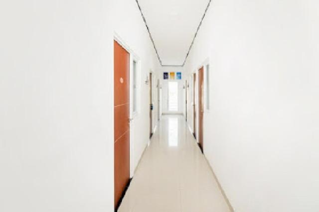 Spot On 2026 Arta Residence Semarang Esterno foto