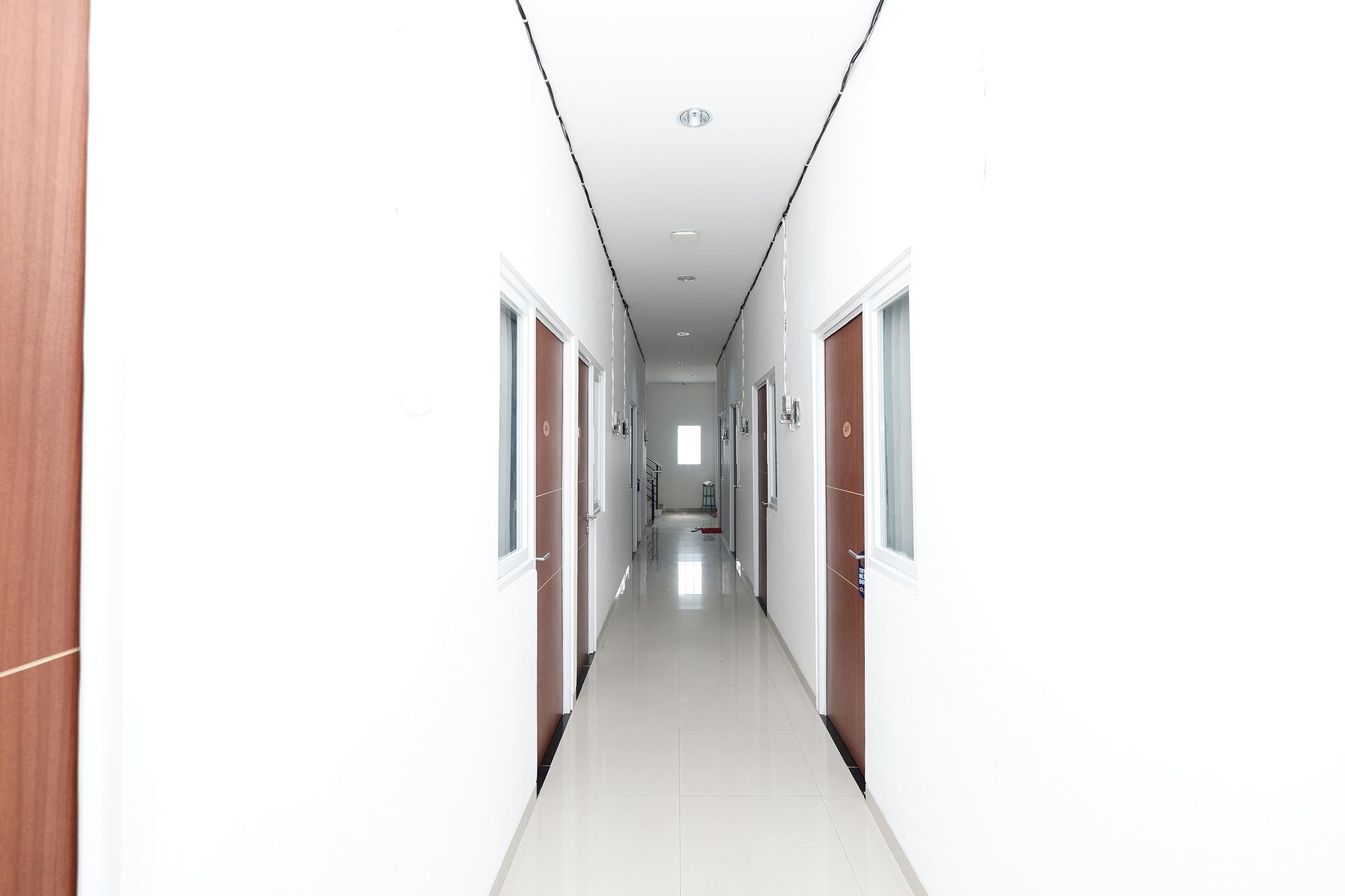 Spot On 2026 Arta Residence Semarang Esterno foto