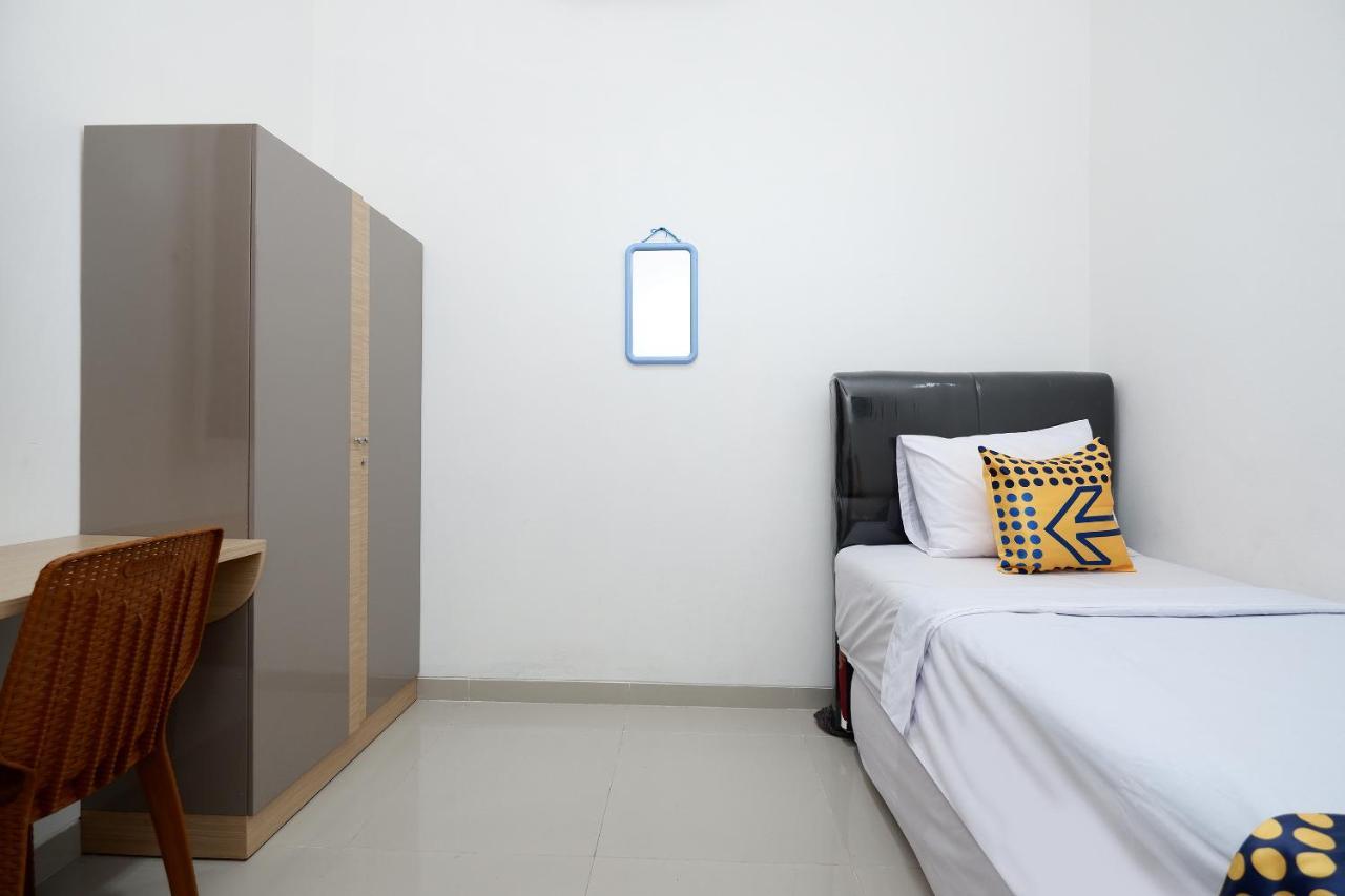 Spot On 2026 Arta Residence Semarang Esterno foto